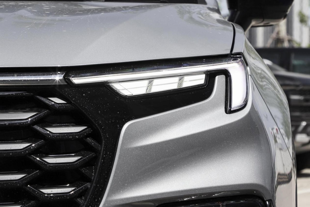 福特领裕七座尊领型外观讲解,20万以内的suv推荐江铃福特领睿