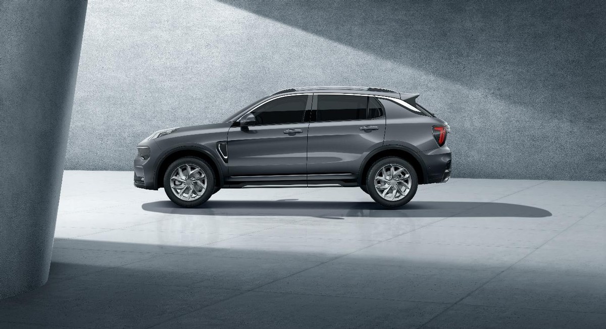 领克01亚运版落地价优惠,领克012.0两驱亚运版