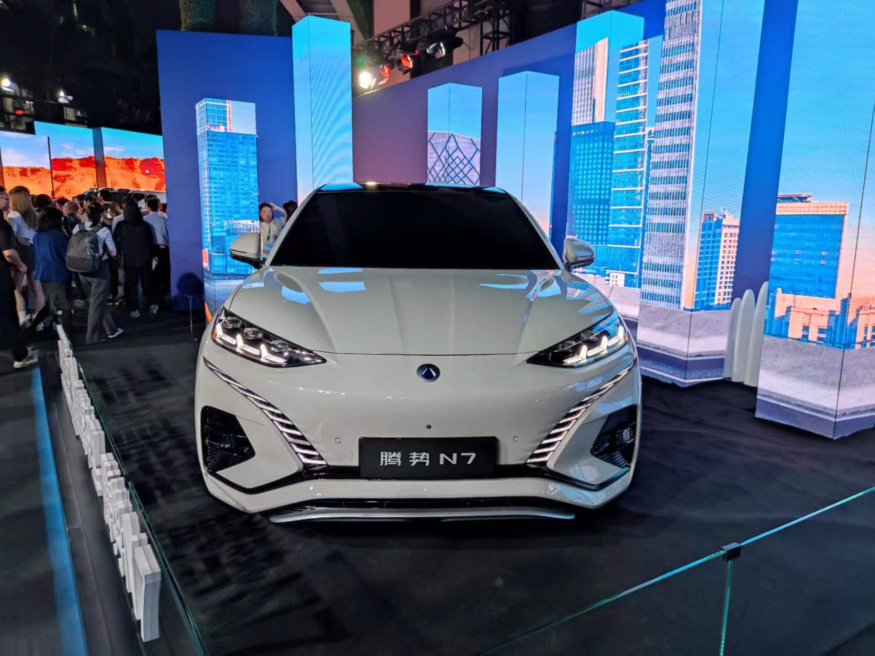 2023款腾势n7售价多少,2023款腾势n7最新落地价