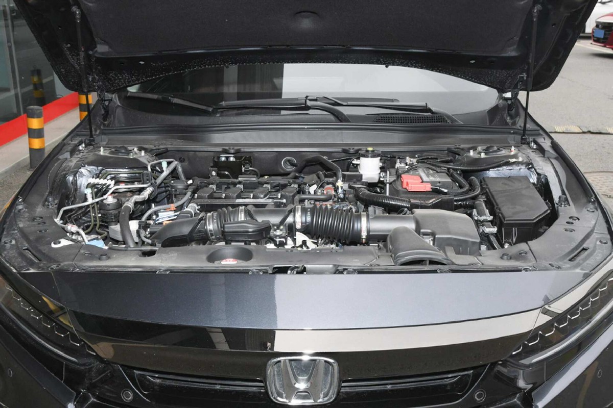 10万左右的b级二手车省油动力好,10万预算提速快省油二手b级车推荐