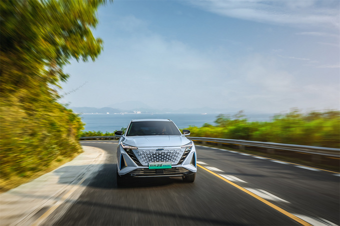 欧尚z6-idd和其它插电混suv对比,欧尚z6idd混动缺点与不足