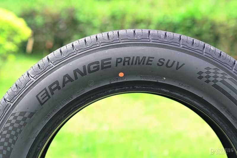 江铃陆风x8的轮胎多大的,二手陆风x8轮胎