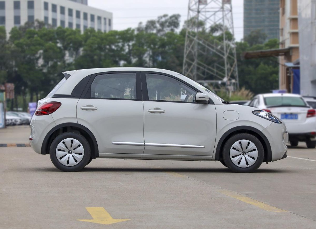 五菱缤果2023款落地价,缤果全框副车架