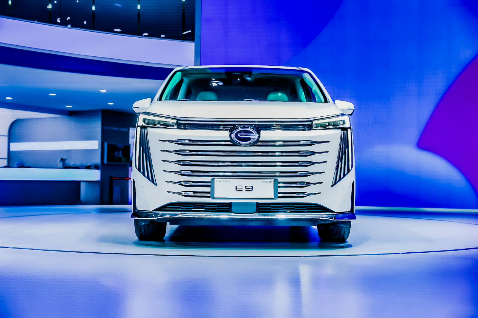 全新款传祺e9,售32.98万元起广汽传祺e9正式上市