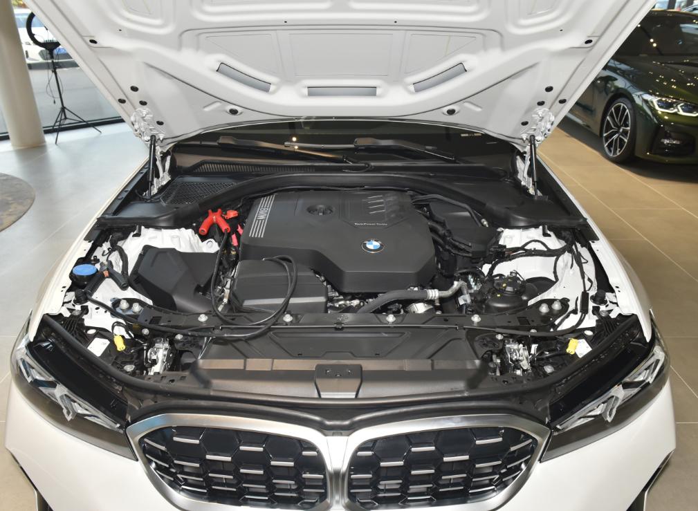 2023款宝马3系短轴长轴有什么区别,2022款宝马3系320长轴和短轴的区别