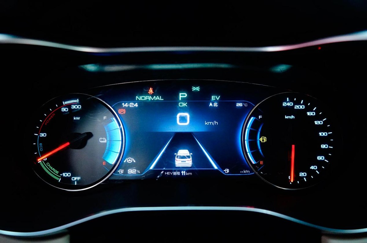 比亚迪宋maxdm-i乘坐体验,比亚迪宋plusdm-i和crv空间比较