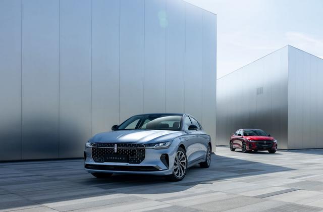 奔驰c级与林肯mkz,林肯z和奔驰c哪个档次高