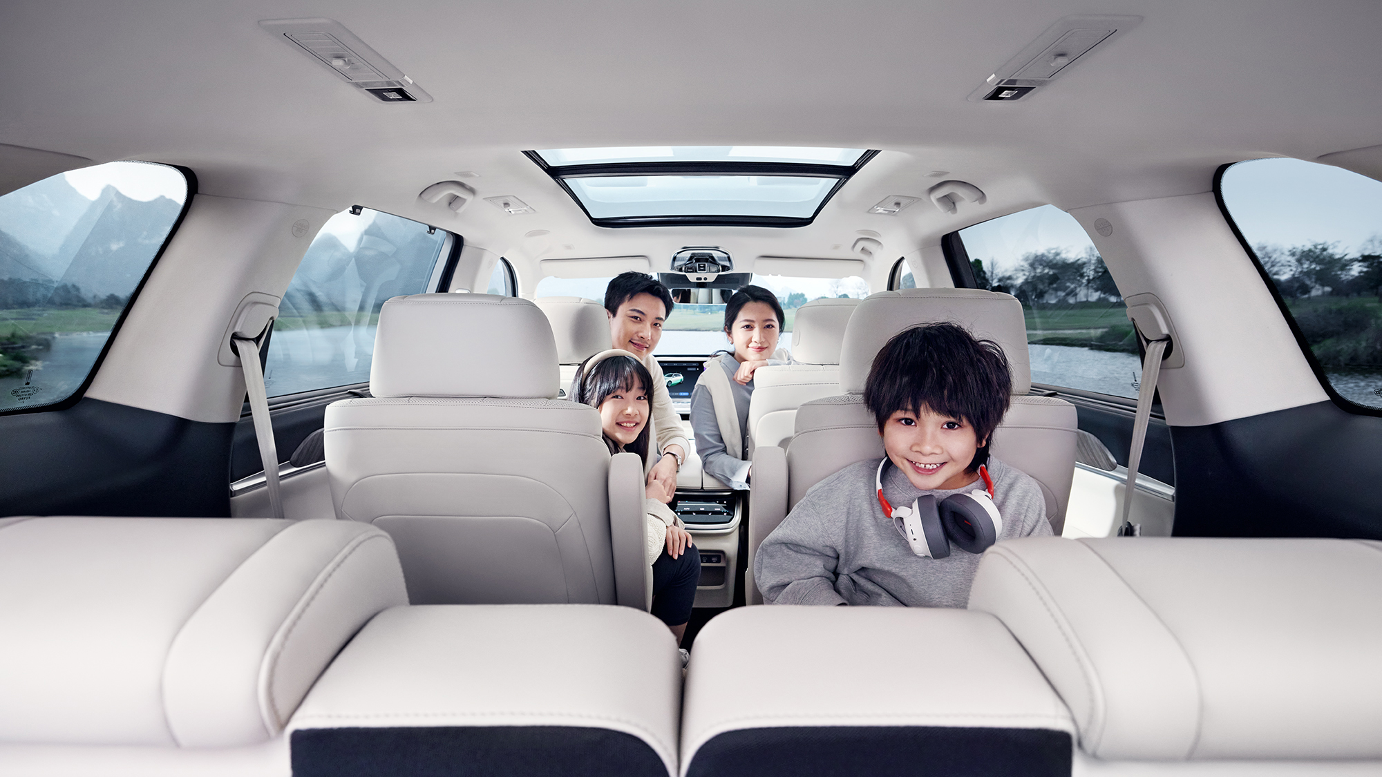 魏牌蓝山和比亚迪唐dmi的区别,魏牌蓝山售价27.88万贵不贵