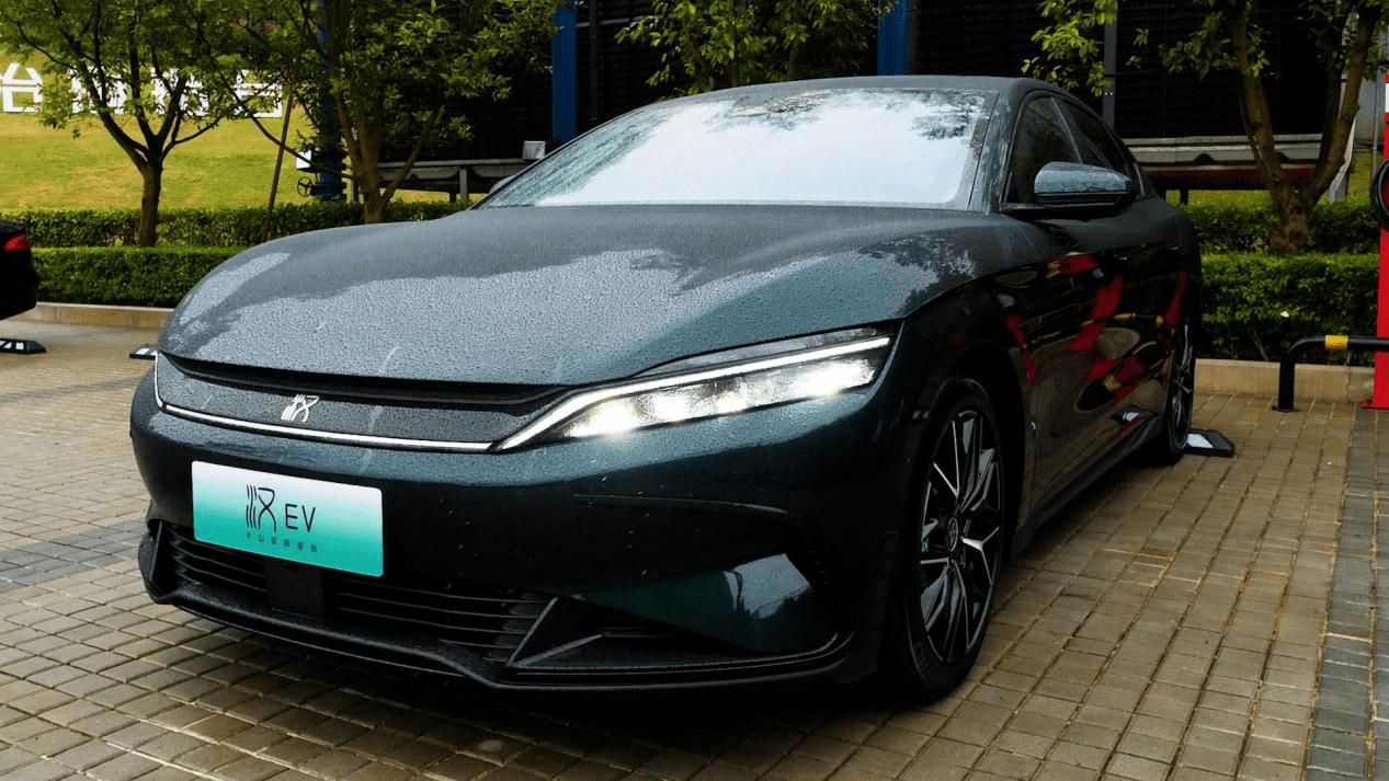 25万预算选什么车看这三款就够了,越级推荐年底选车这三款值得入手