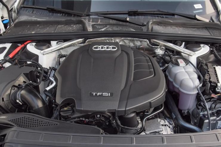 有颜有料的实力派，测试新款奥迪A4L