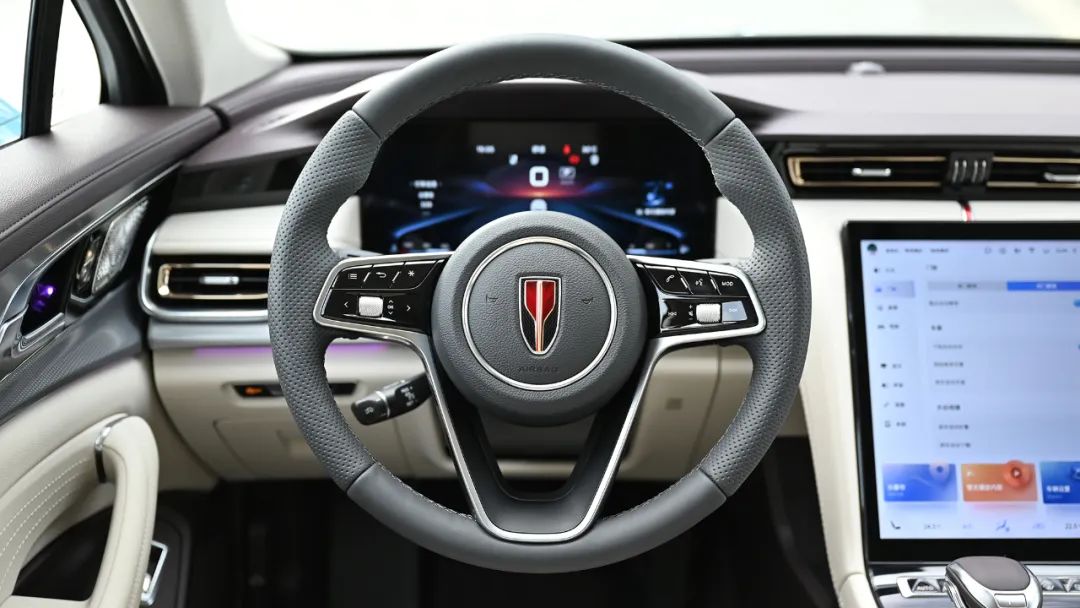 红旗h52021款1.5t落地价,全新红旗h51.5t值得买吗