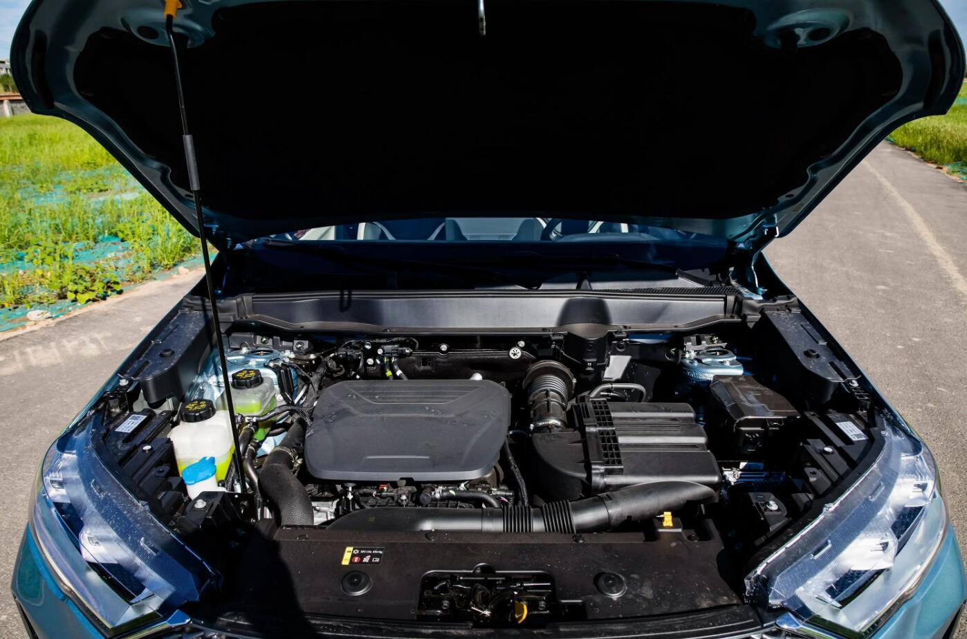 国民神车h6运动版,国民神车哈弗h6到底强在哪