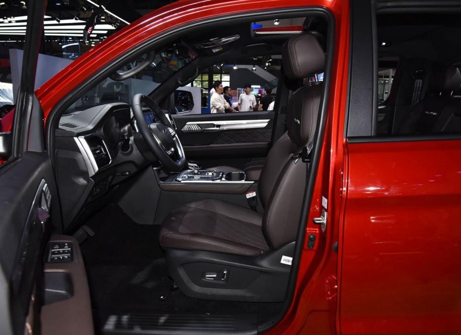 比硬派越野更舒服的suv,江淮悍途对比的是什么车