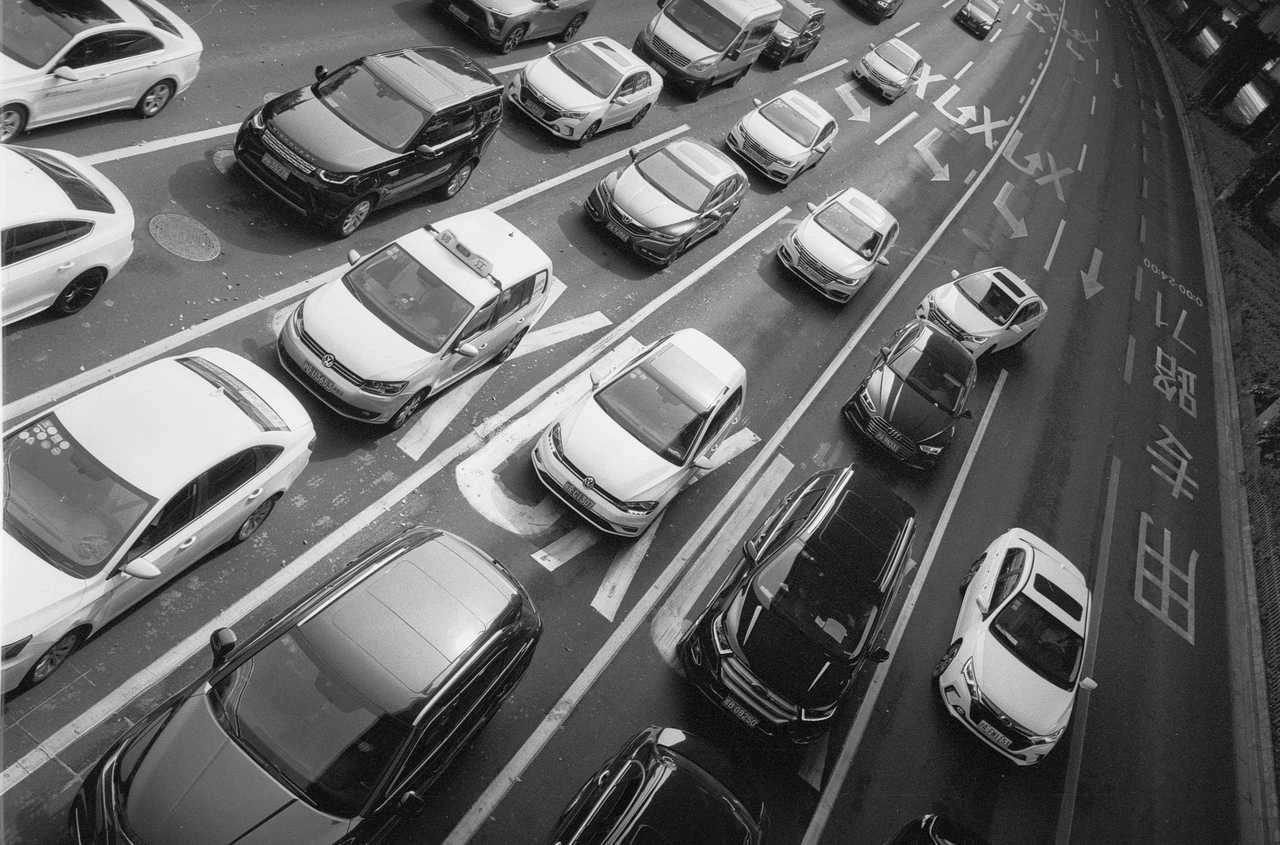 包军：上海出租车拒载的诱因是运价结构设计瑕疵