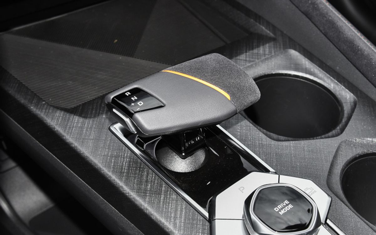 最新丰田卡罗拉选哪款车好,最新款丰田卡罗拉推荐车型