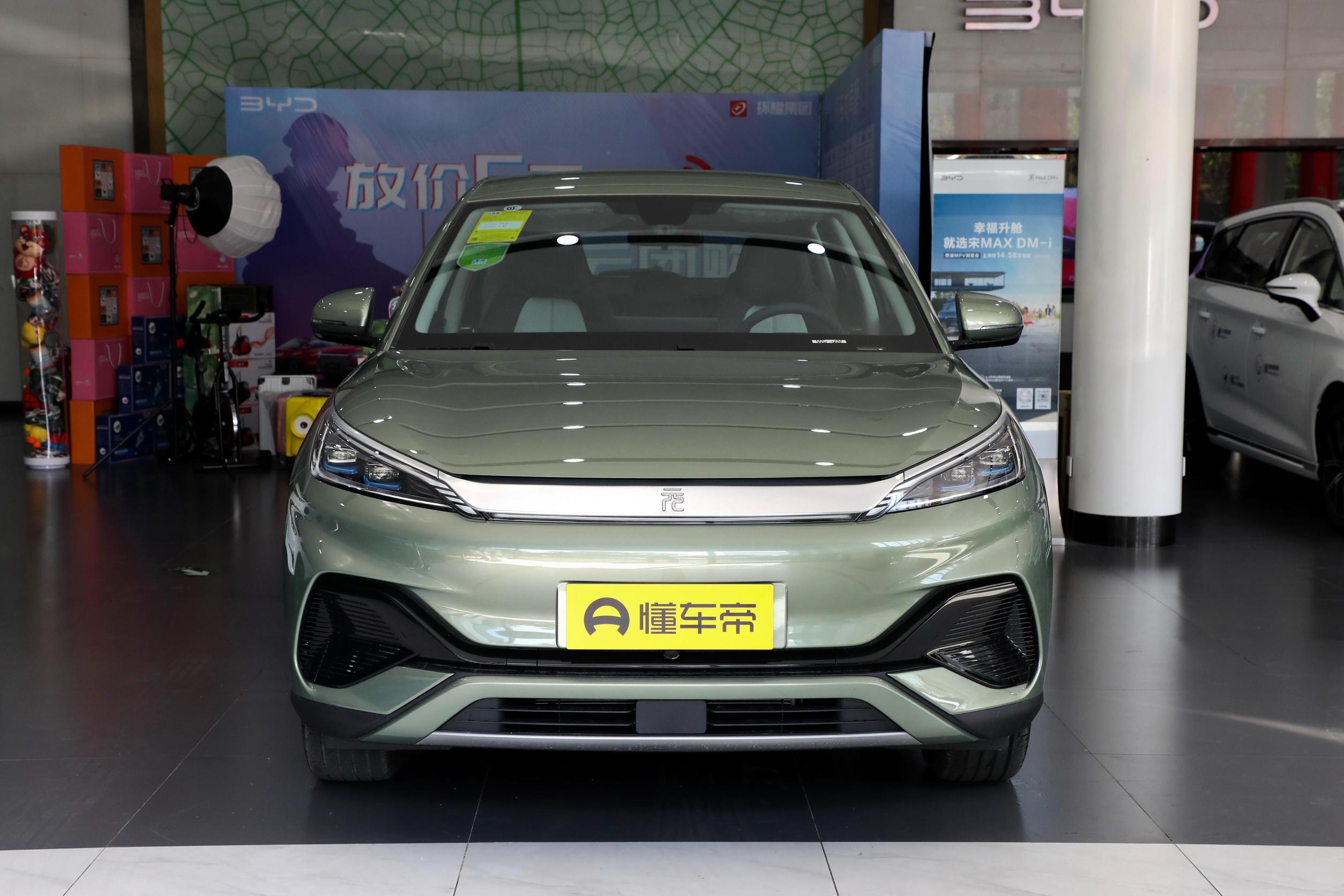 7.3秒破百204马力，好养省心，大空间代步车，带你看比亚迪元PLUS