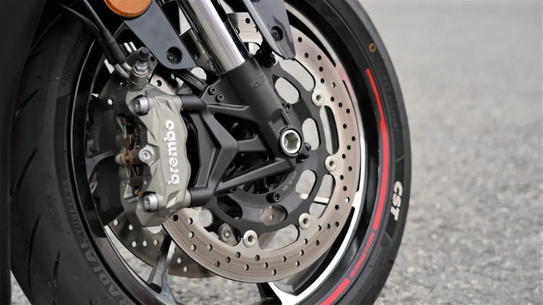 qjmotor赛250青春版落地价,qjmotor550仿赛版售价