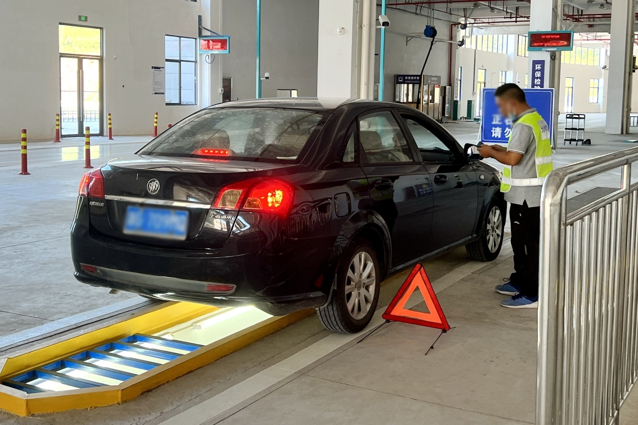 已经检测过的私家车两年一检,私家车15年年检新规检测标准