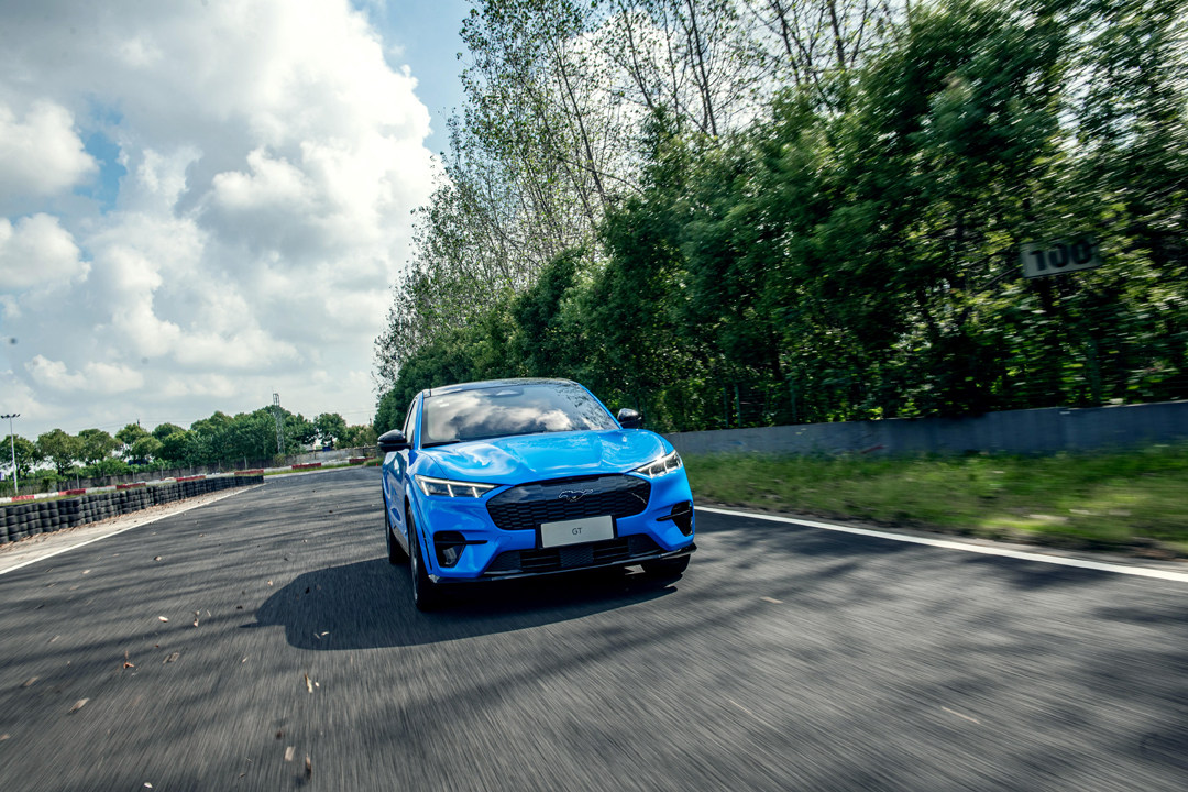 mustangmache四驱测试,全新车型mustangmach-e