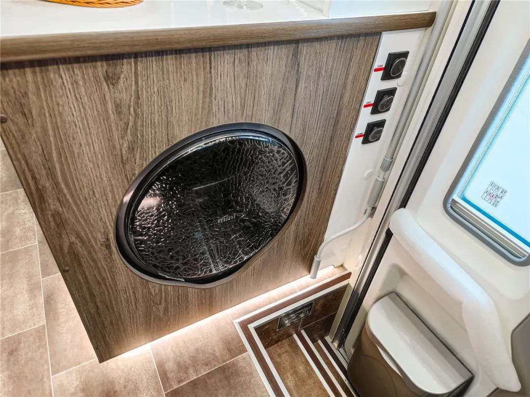 拓锐斯特海王星2号双拓展房车,拓锐斯特2022款海王星1号