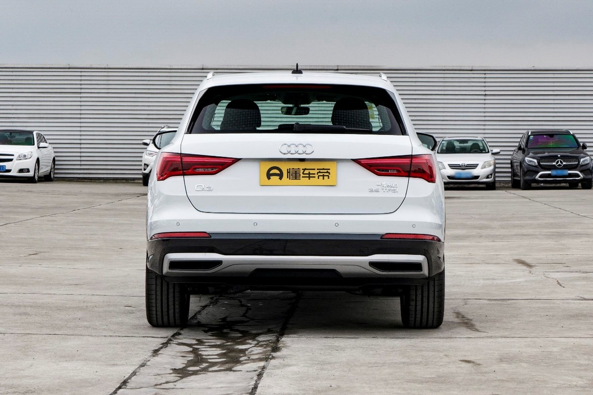 奥迪q3对比路虎发现运动,奥迪q3和沃尔沃xc60四驱测试