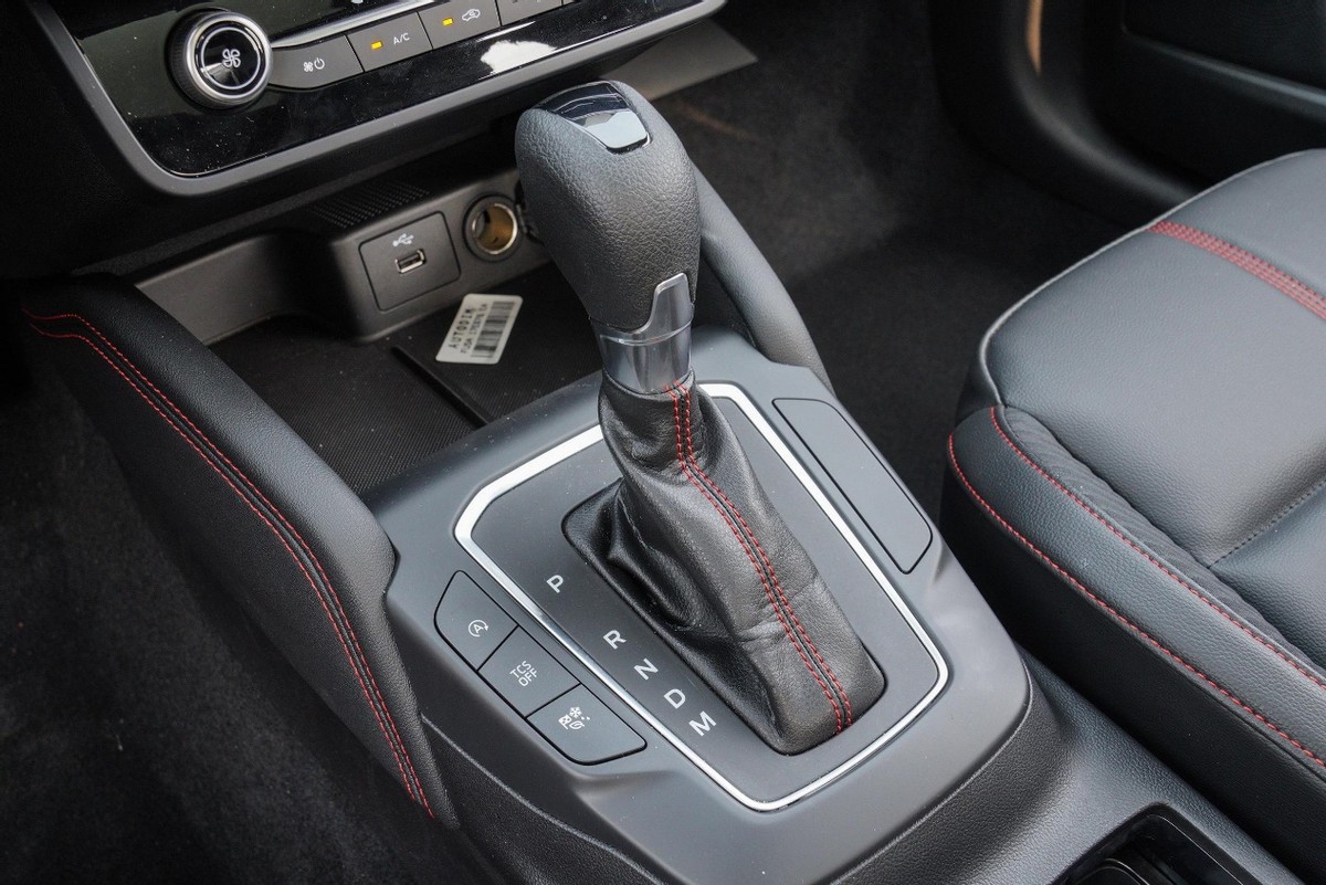 2022款福克斯1.6自吸多少马力,福克斯1.5t三缸变速箱