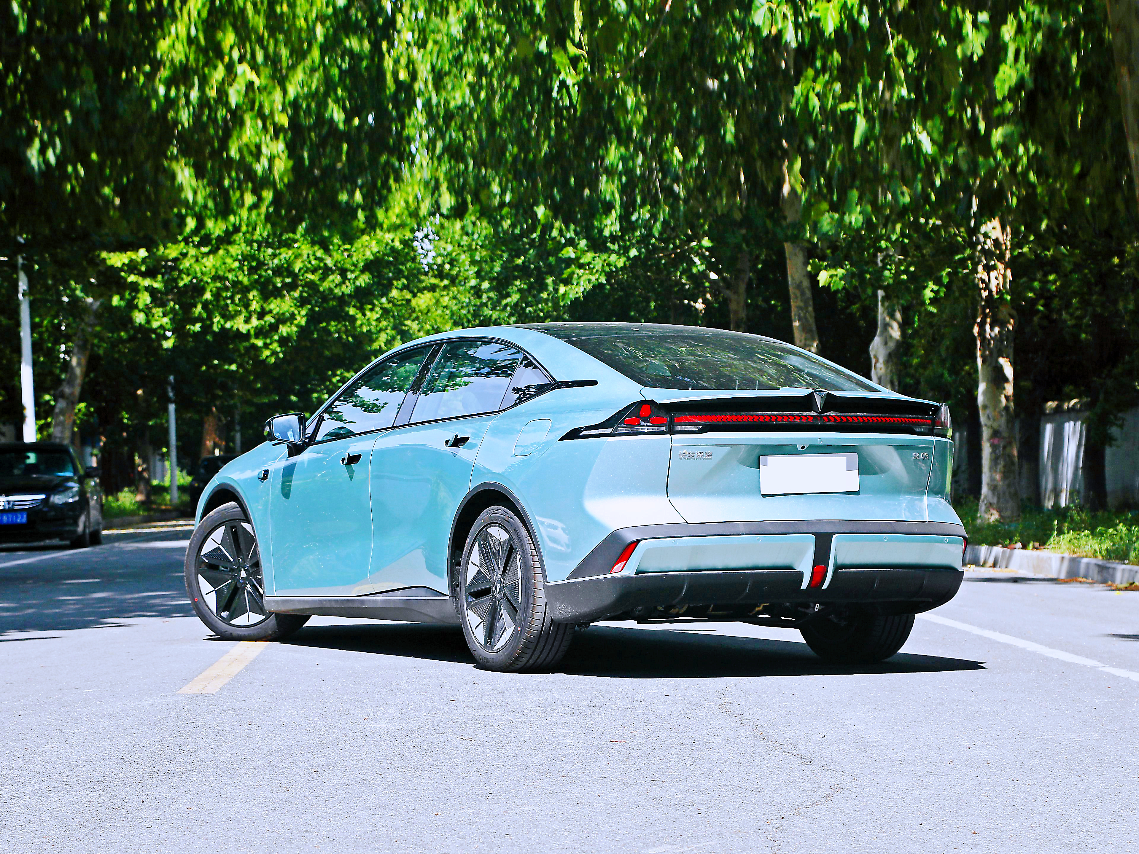 安全空间好开的合资中型轿车推荐,省油不容易坏的紧凑轿车推荐