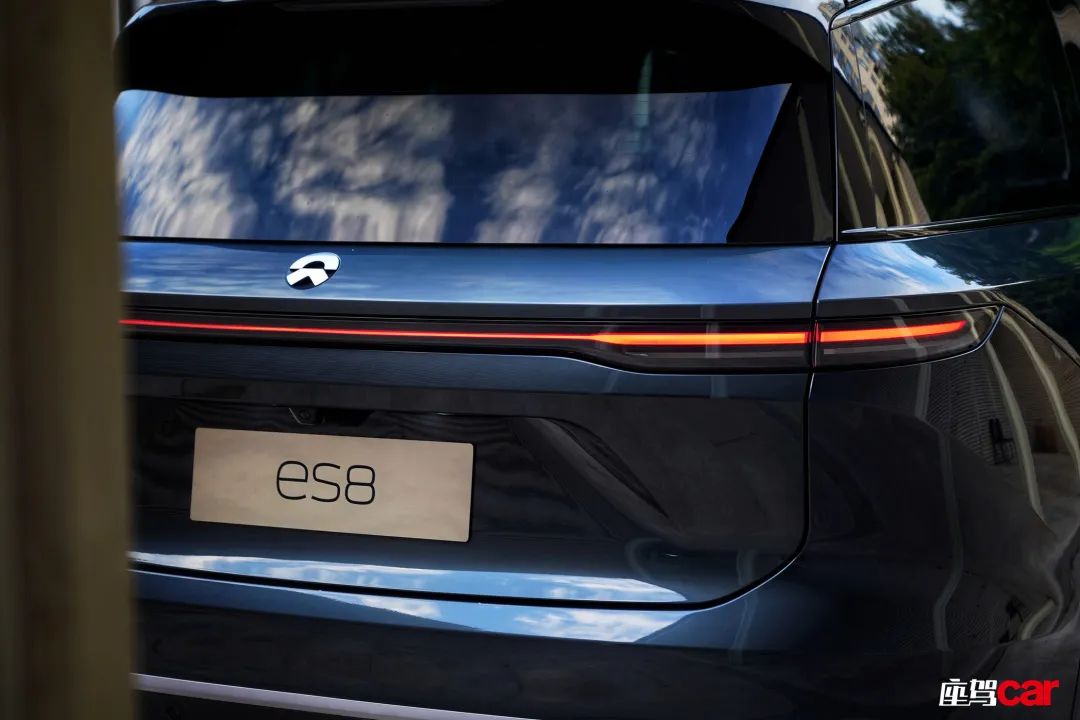 最新款蔚来es8试驾视频,40万就能买到超跑体验试驾蔚来es8