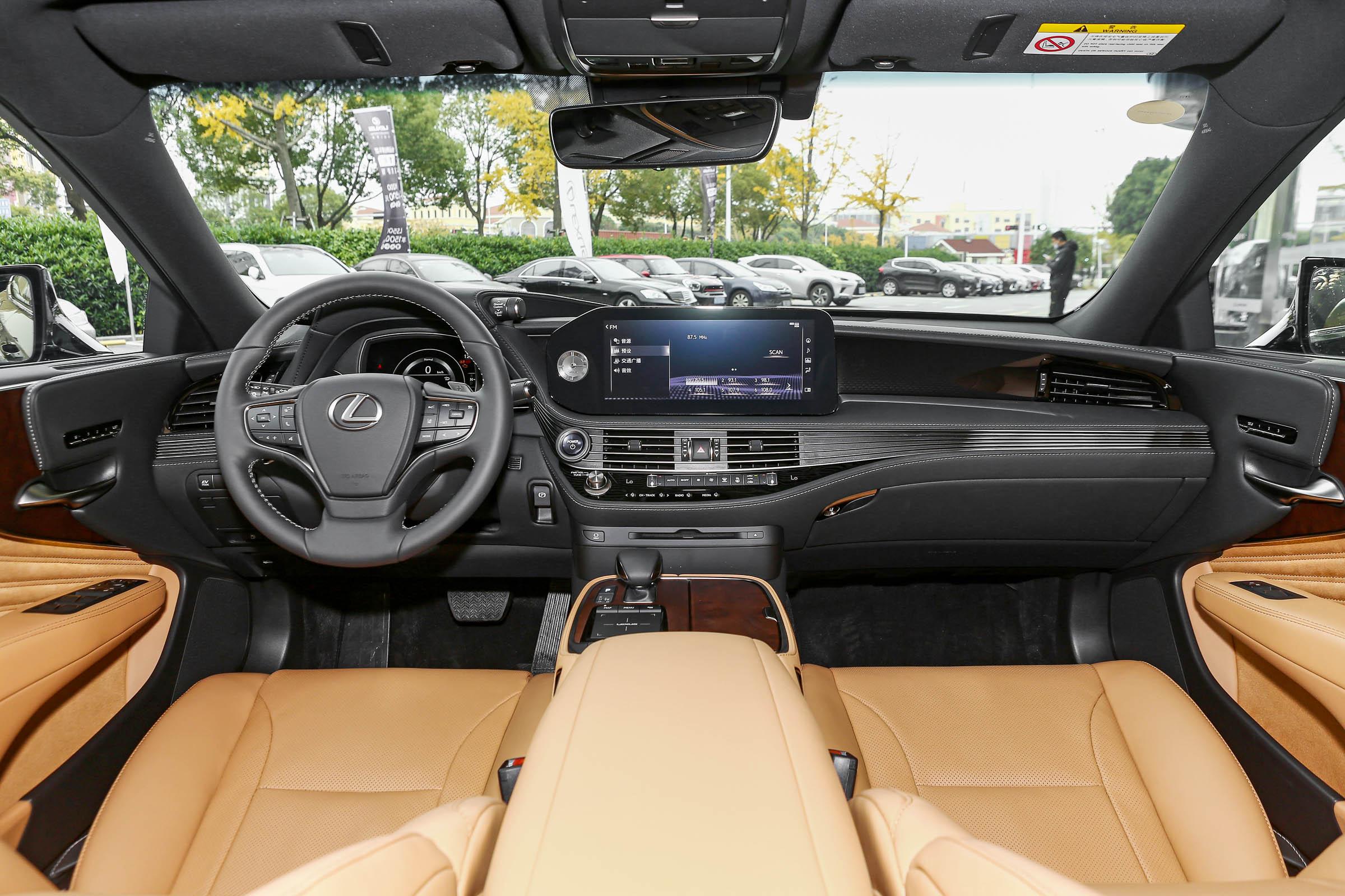 新款雷克萨斯ls亮相3.5t动力10at,2023款雷克萨斯ls350