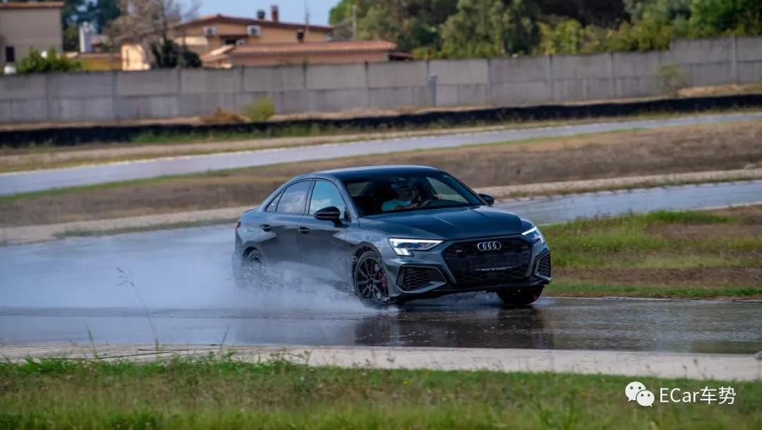 濂ヨ开s3杞儙鎺ㄨ崘,濂ヨ开s3杞儙