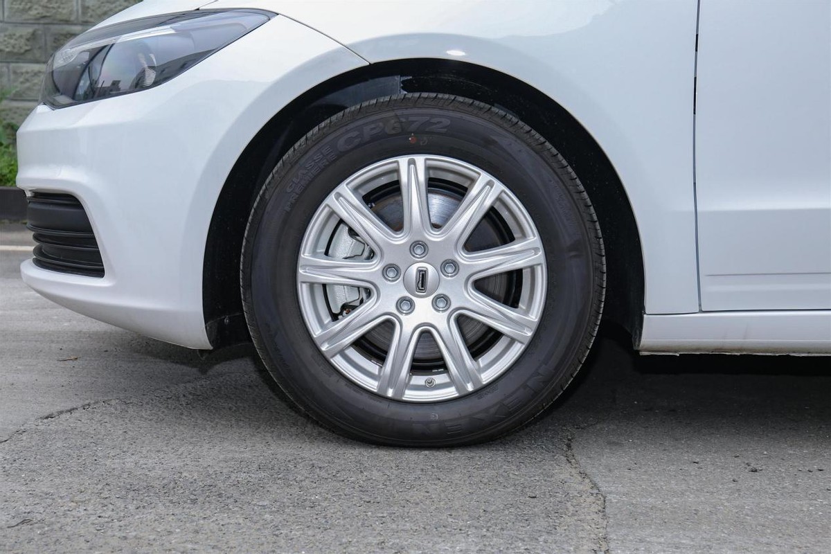 观致3手动挡测评,观致3两厢1.6t旗舰版试驾22款