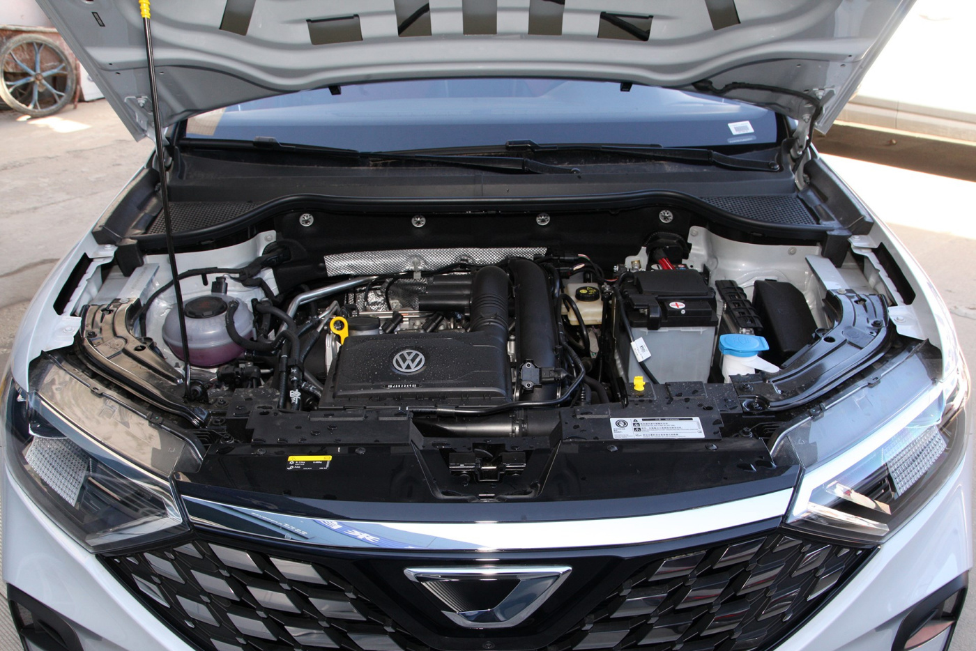 自己动手改装捷达音响,捷达vs7进气口改造