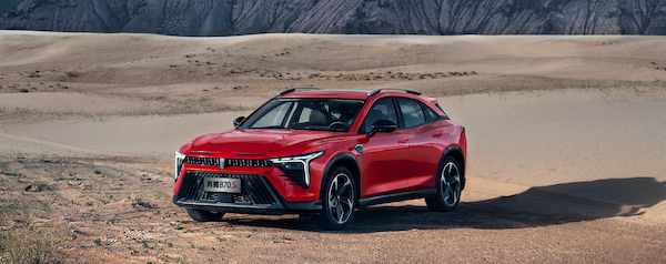 奔腾b70s与马自达cx4的底盘一样吗,奔腾b70像林肯