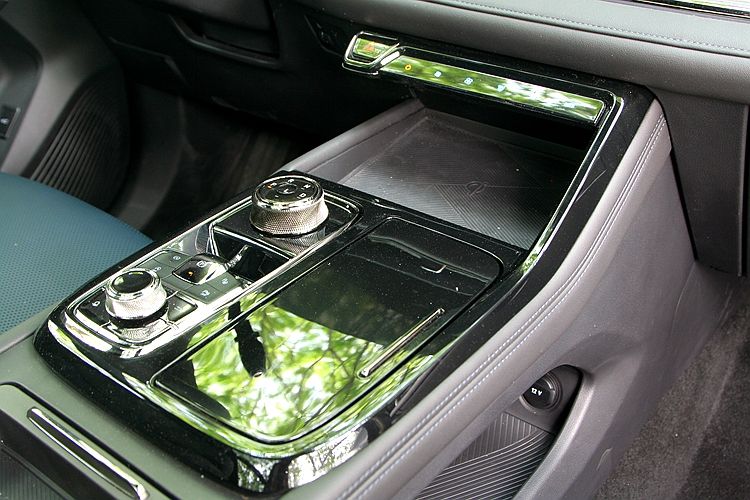 江铃福特领睿极境版动力如何,最新江铃福特领睿试驾