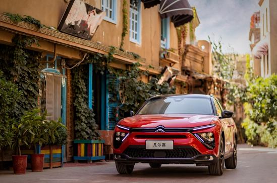 舒适座舱，从容旅行自驾无忧