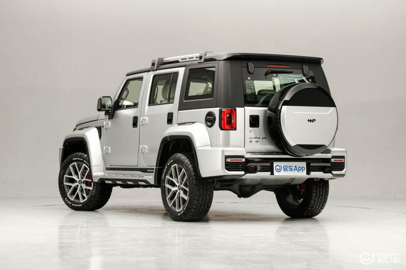 国产可家用可越野的硬派suv推荐,50万以上性价比高的硬派越野suv