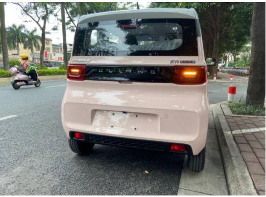 宏光miniev马卡龙有坡道辅助吗,定金全款宏光miniev马卡龙时尚款