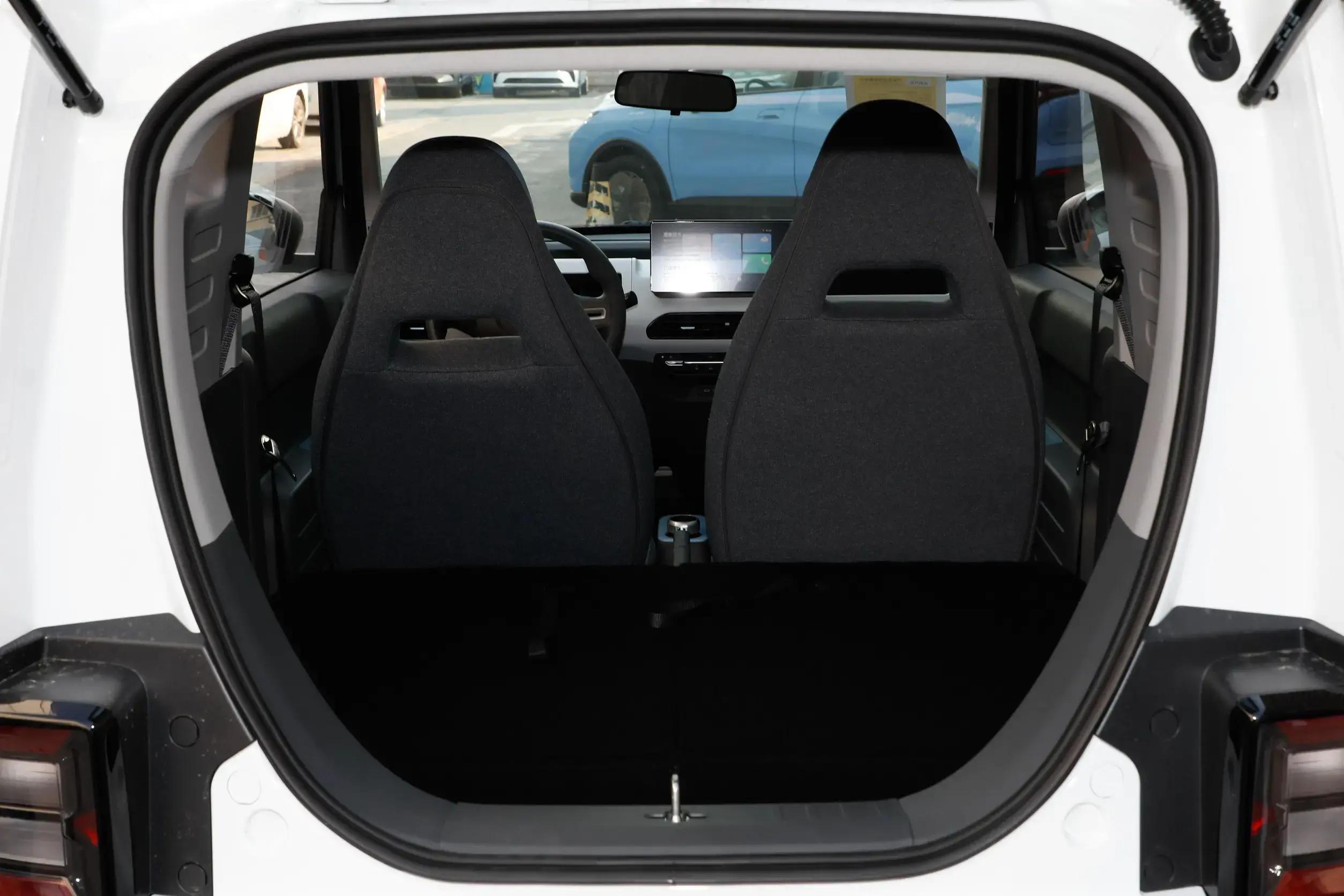 吉利熊猫mini可以在家充电吗,长安奔奔mini与吉利熊猫哪个好