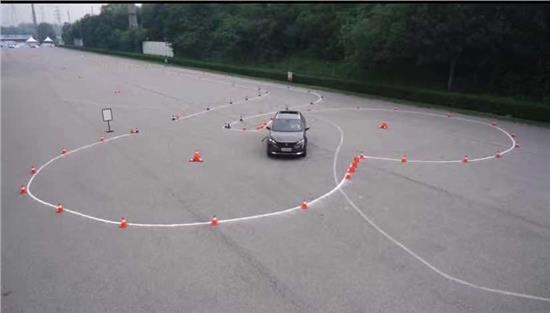 标致40082023款,新款标致4008实力版和科技版