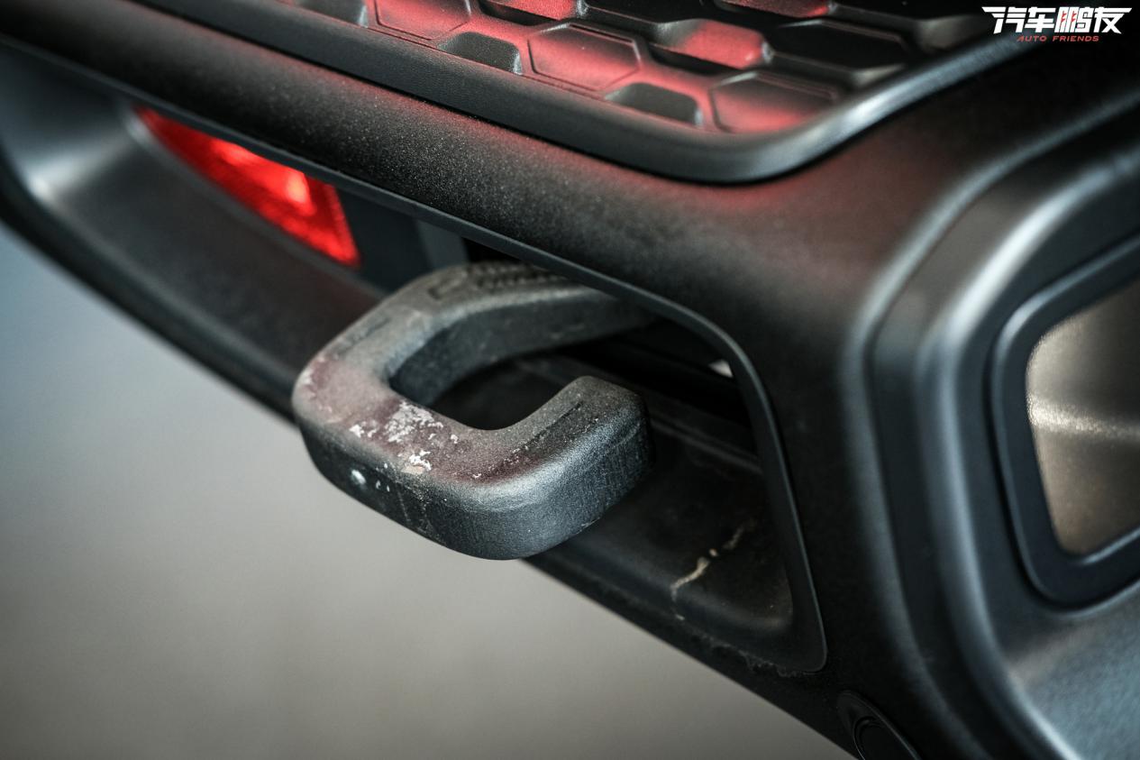 新款jeep角斗士,jeep角斗士适合跑长途吗