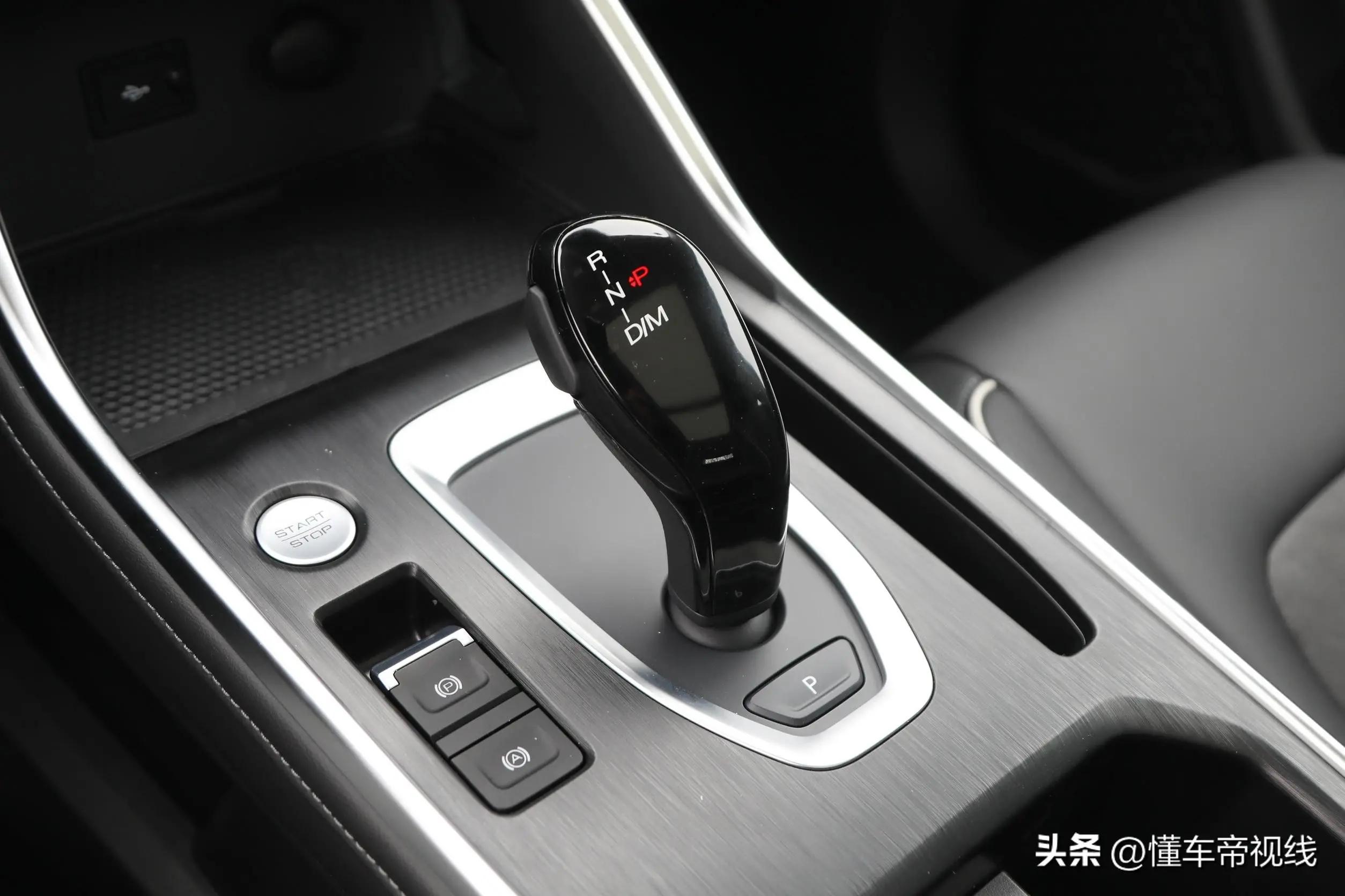 2023款哈弗H6国潮版上市，9.89万元起