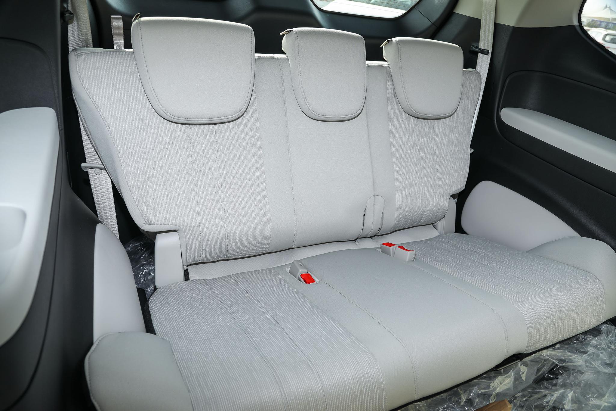 这2款mpv空间实用油耗低,家用空间大省油耐操的5座mpv