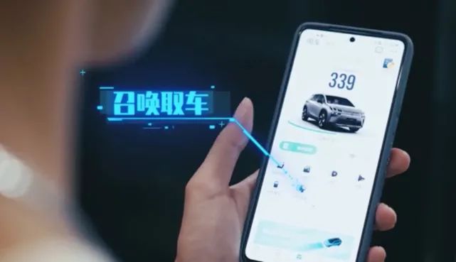 新手害怕各种停车问题怎么解决,如何破解汽车停车难题