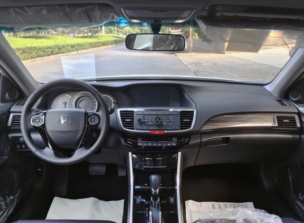 预算15万选台二手车，三款热门日系中级车推荐