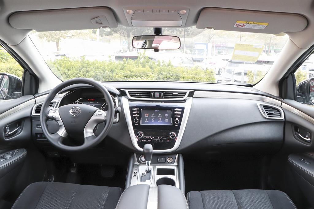 萝卜报告试驾东风日产楼兰,东方的奢侈品