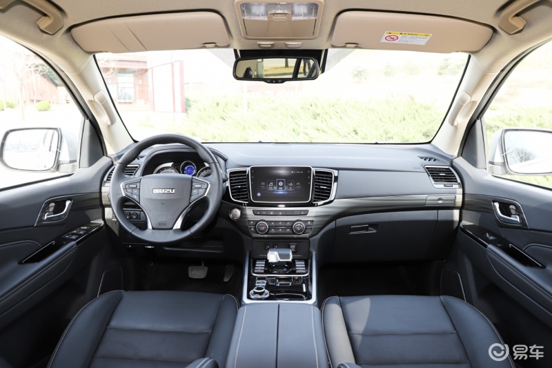 国产可家用可越野的硬派suv推荐,50万以上性价比高的硬派越野suv