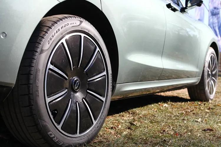 问界m5ev新款,问界m5ev高性能版