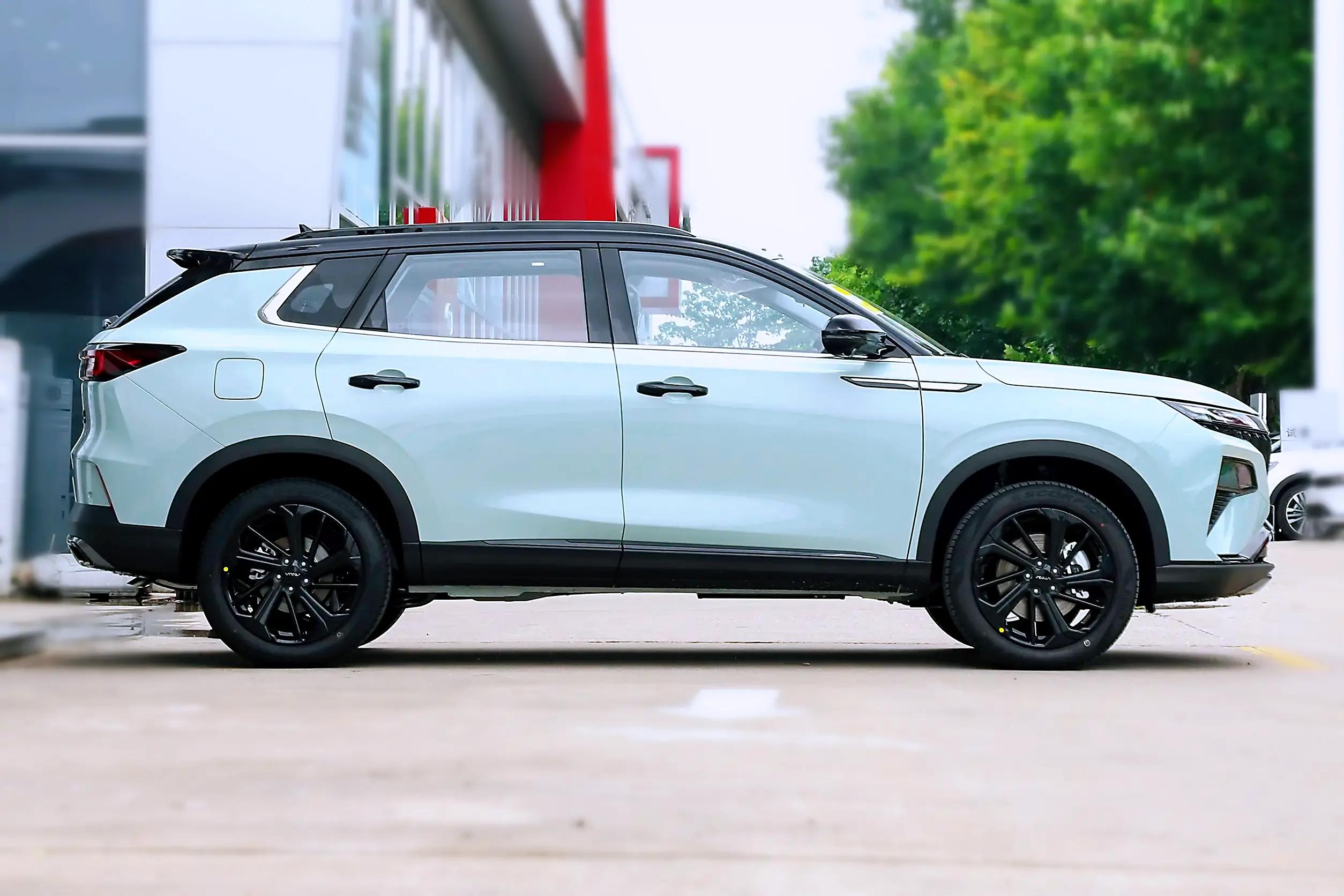 有小孩后买suv还是轿车,有孩子后适合轿车还是suv