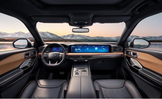 2024款福特探险者昆仑巅峰版车型,福特昆仑巅峰版顶级豪华版