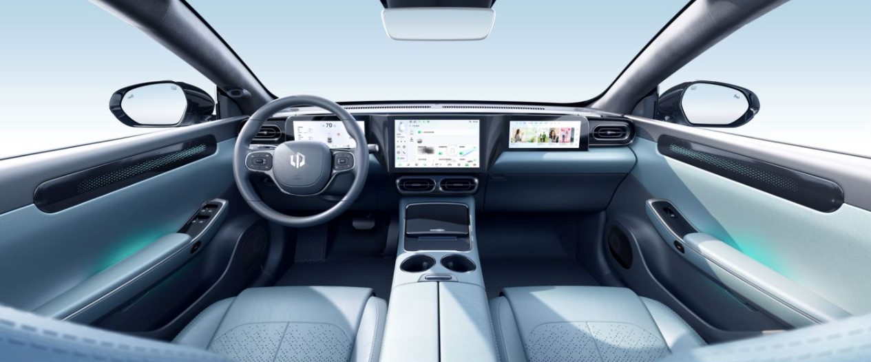 零跑c01超级增程版落地,零跑c01增程版赛道表现